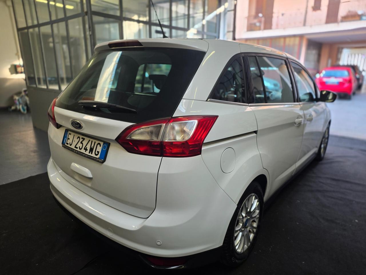 Ford C-Max C-Max7+ 1.6 TDCi 95CV Business