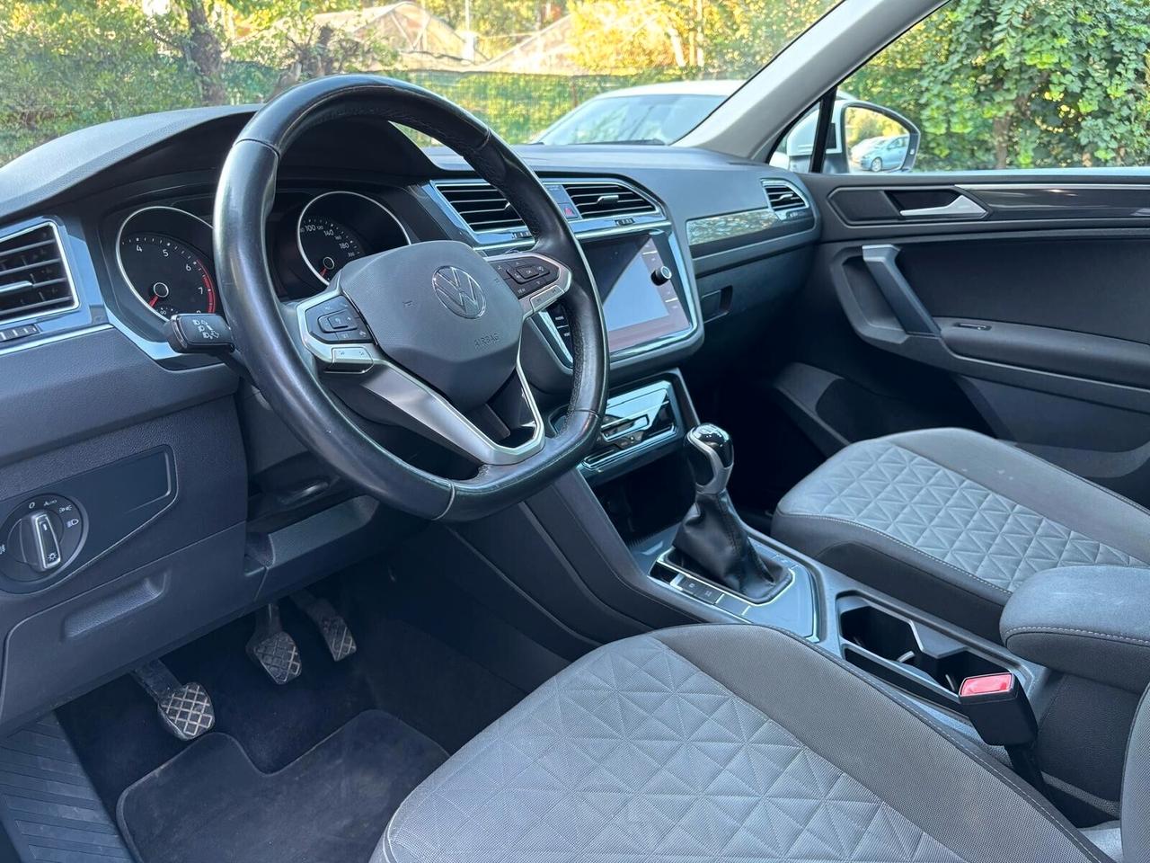 Volkswagen Tiguan 1.5 TSI ACT Life OK Neopatentati