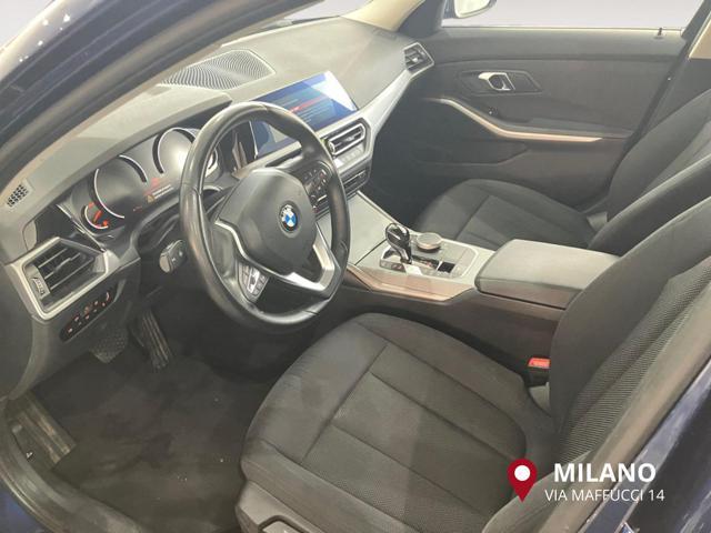 BMW 320 d xDrive Touring Business Advantage