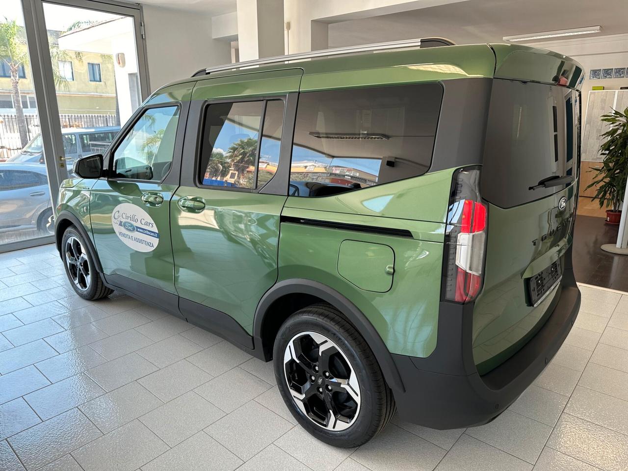 Ford Tourneo Courier 1.0 EcoBoost Powershift Active