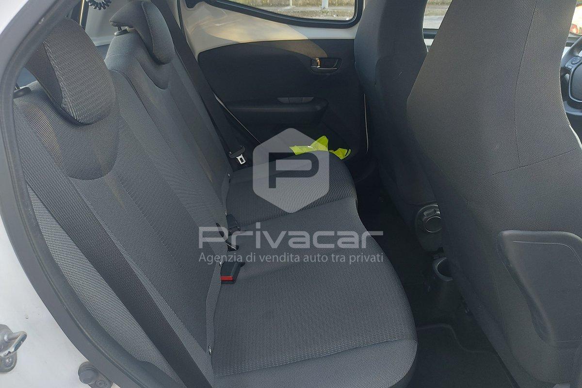 TOYOTA Aygo Connect 1.0 VVT-i 72 CV 5 porte x-play