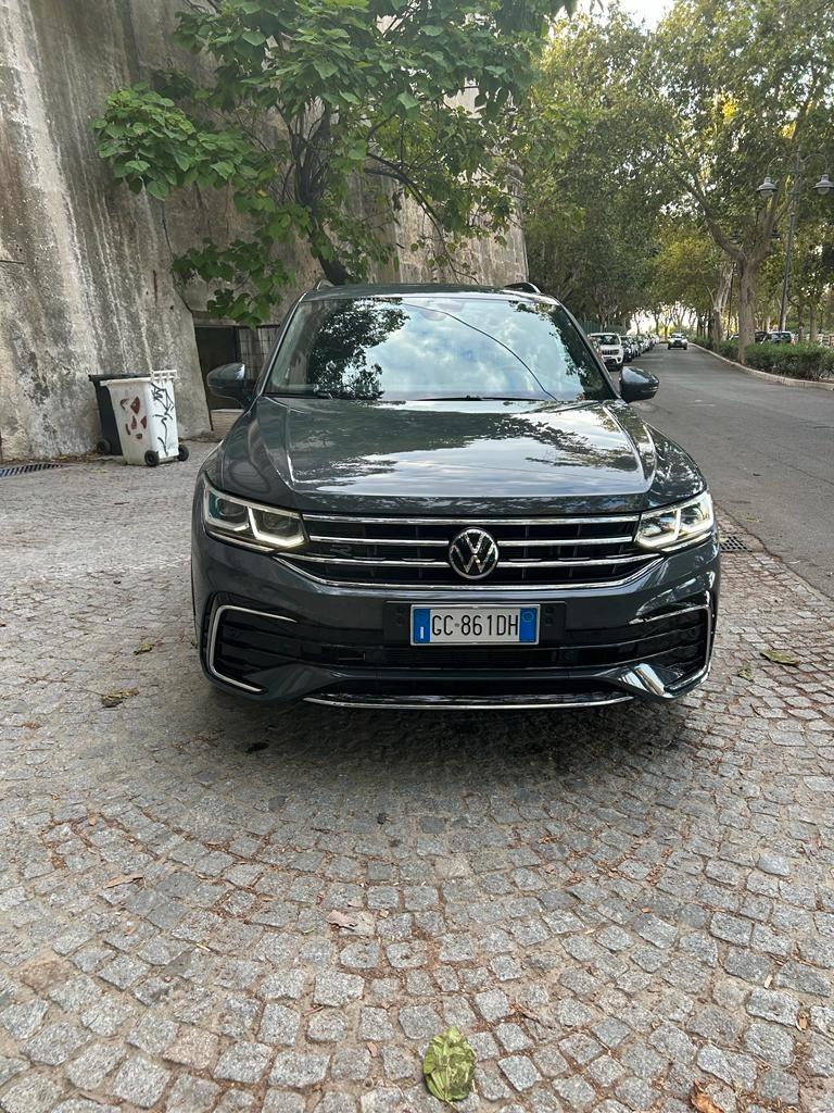 Volkswagen Tiguan 2.0 TDI 150 CV SCR DSG 4MOTION R-Line