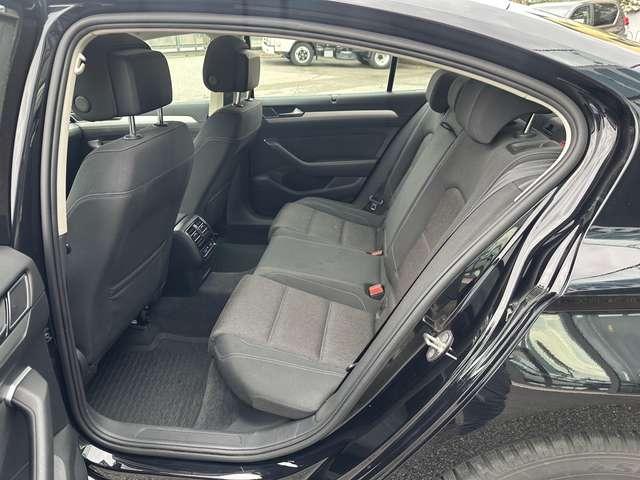 Volkswagen Passat 1.6 tdi Business (businessline) 120cv dsg