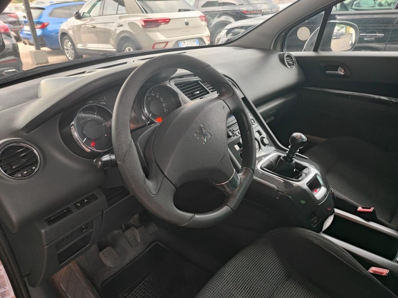 Peugeot 5008 2.0 HDi 150CV Active