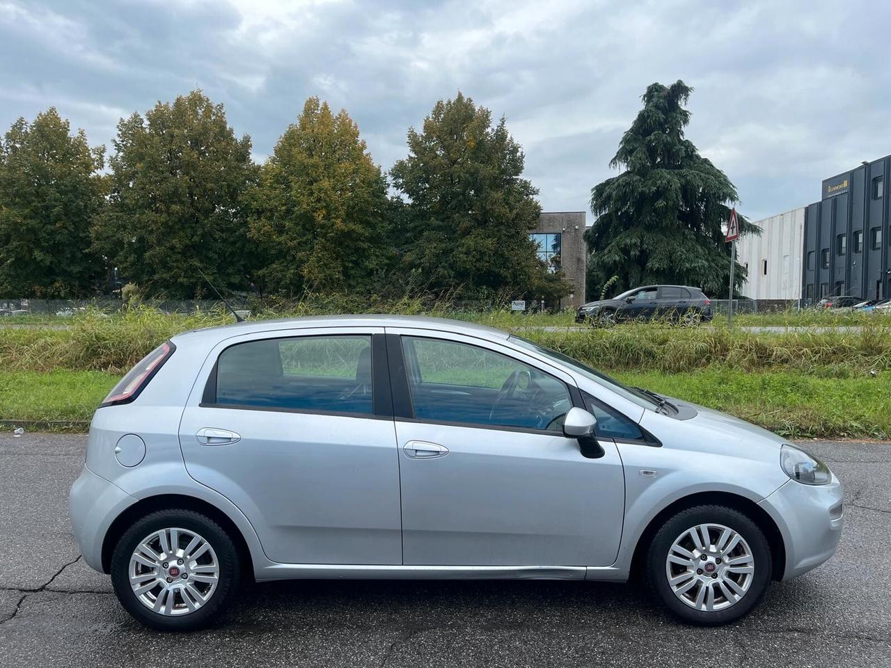 Fiat Punto 1.3 MJT II 75 CV 5