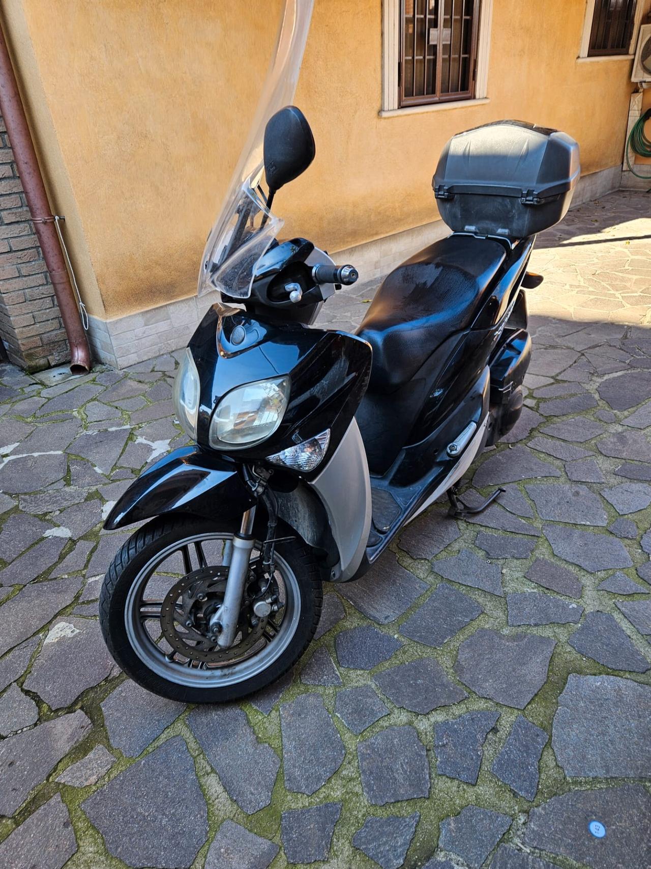 Yamaha Xenter 150 anno 2012