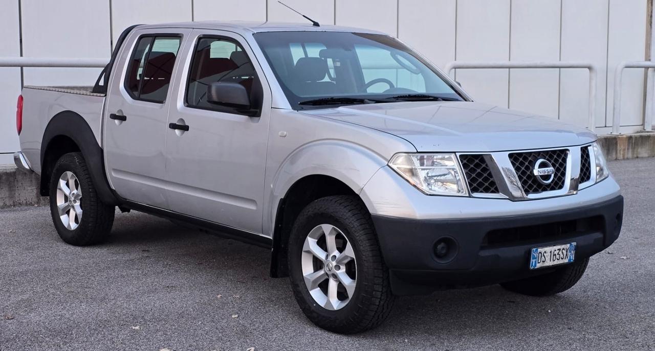 Nissan Navara 2.5 dCi 4 porte Double Cab XE