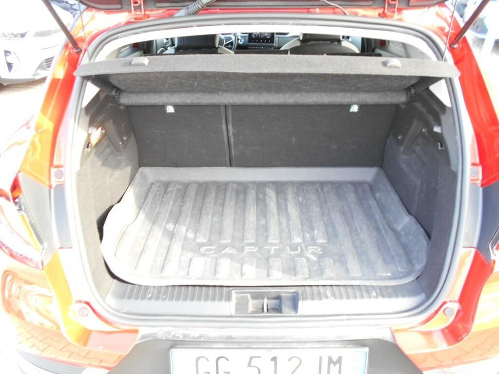 Renault Captur 1.6 Hybrid Intens E-Tech Auto