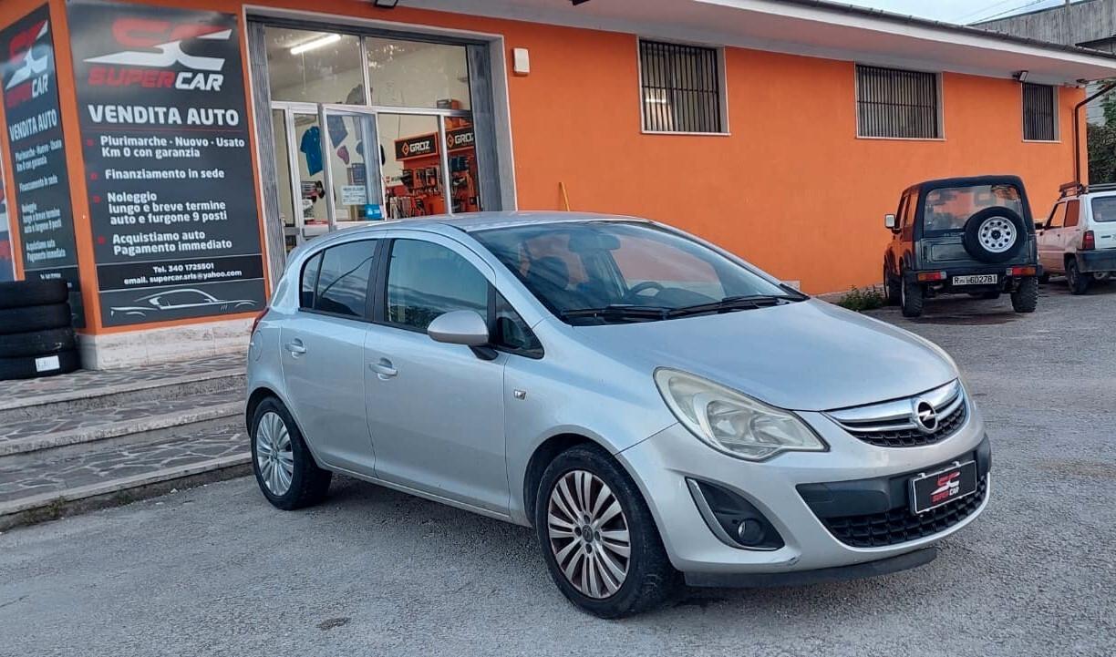 Opel Corsa 1.2 5 porte Cosmo
