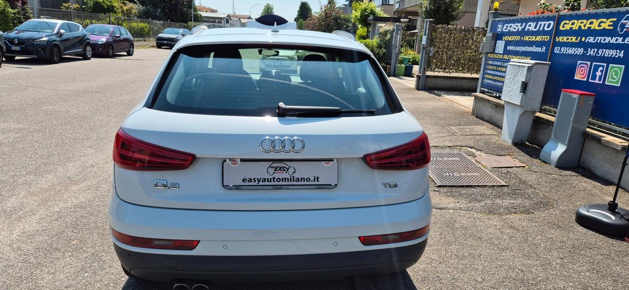 Audi Q3 2.0 TDI 120 CV S tronic Business