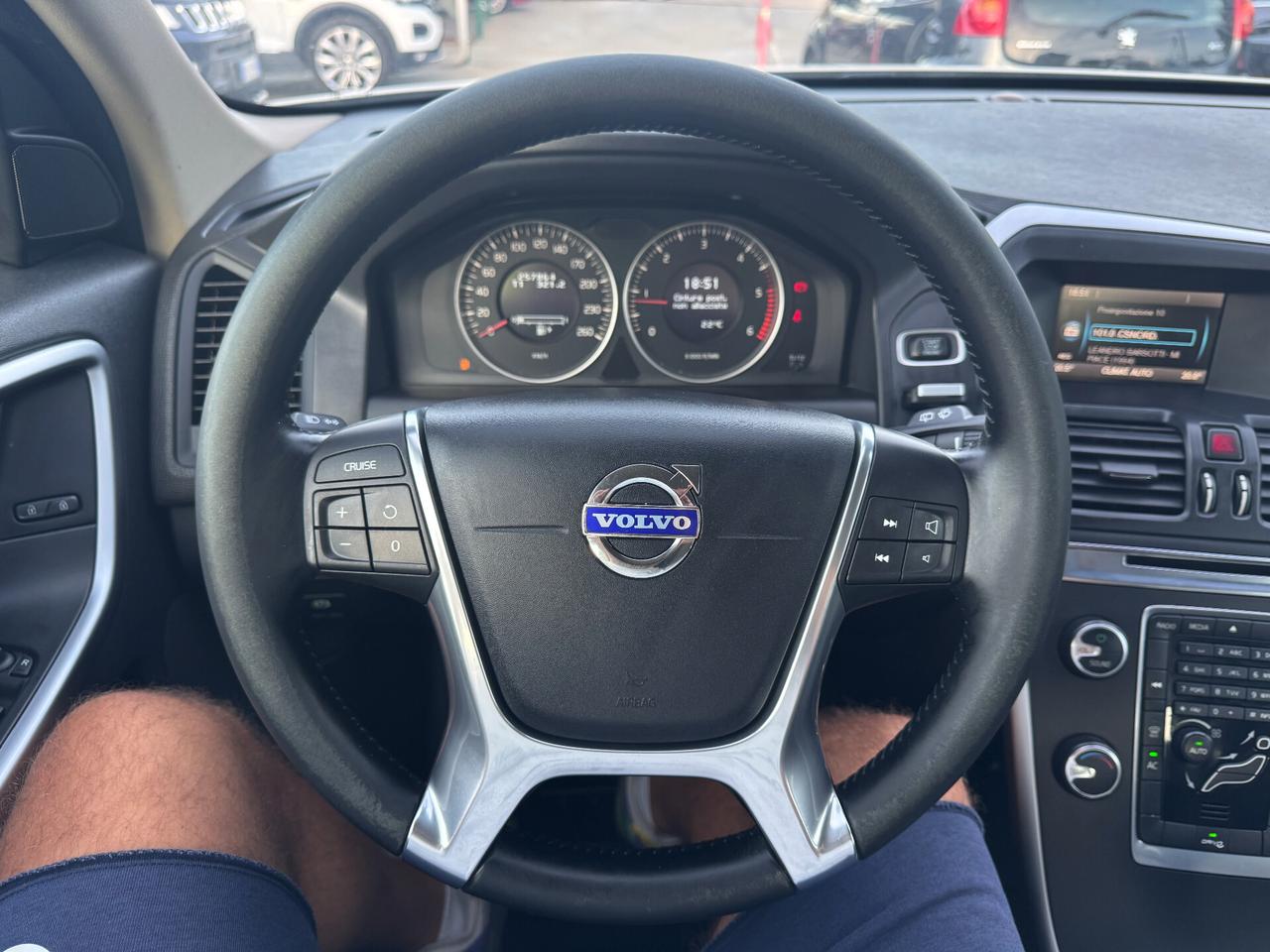 Volvo XC 60 XC60 DRIVe / AUTOCARRO N1