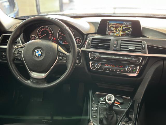 BMW 320 d xDrive Touring*NAVI*12 MESI DI GARANZIA*