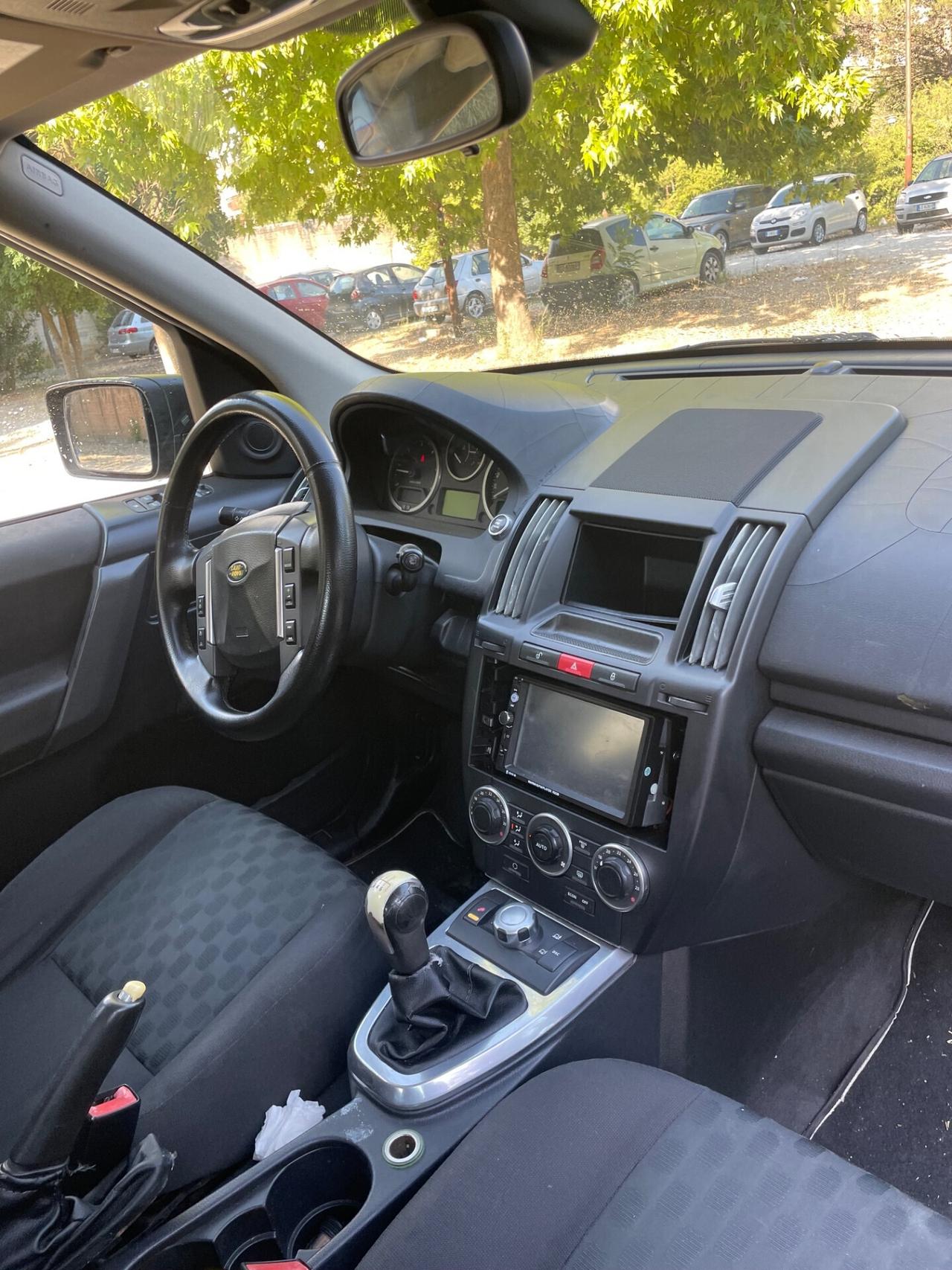 Land Rover Freelander 2.2 TD4 S.W. SE