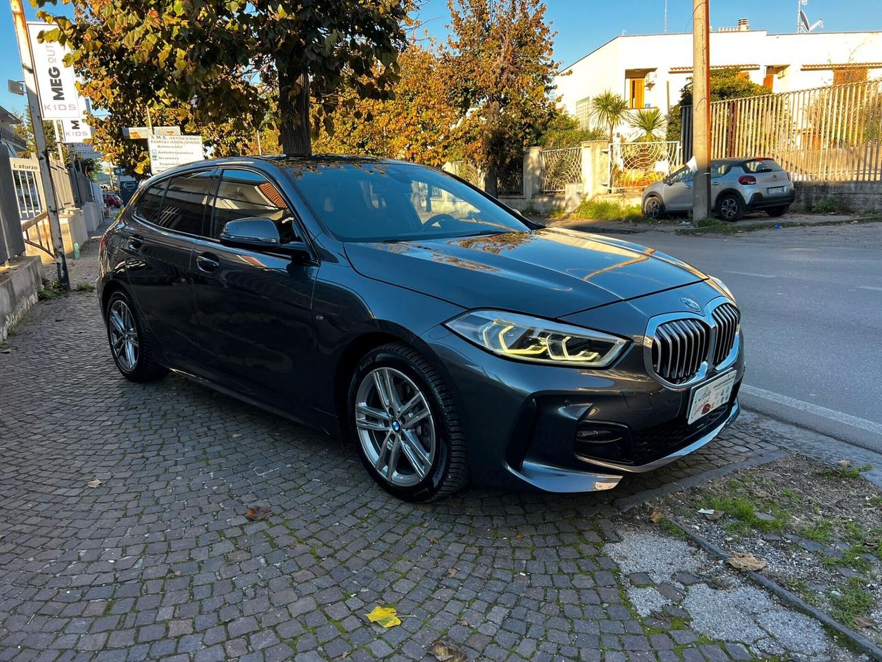 Bmw 118 118d 5p. Msport Exterior