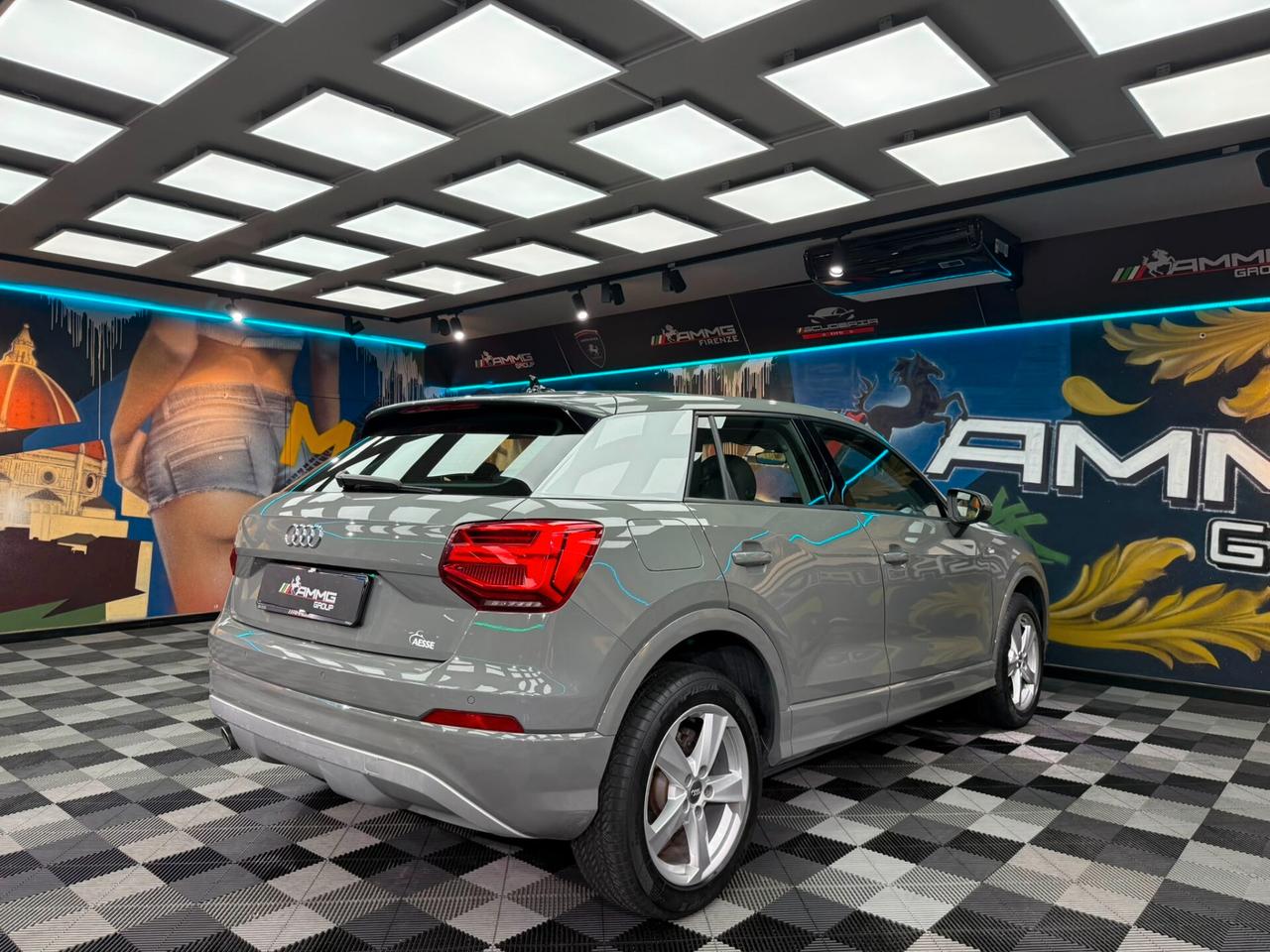 Audi Q2 30 TDI S tronic Identity Black (248)