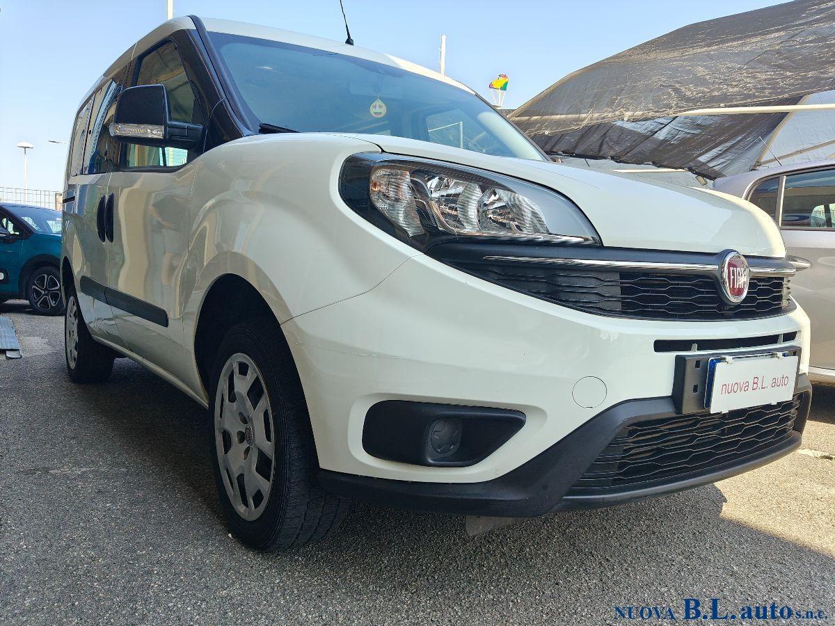 FIAT - DoblÃ² 1.4 tjt 16v Lounge 120cv my19
