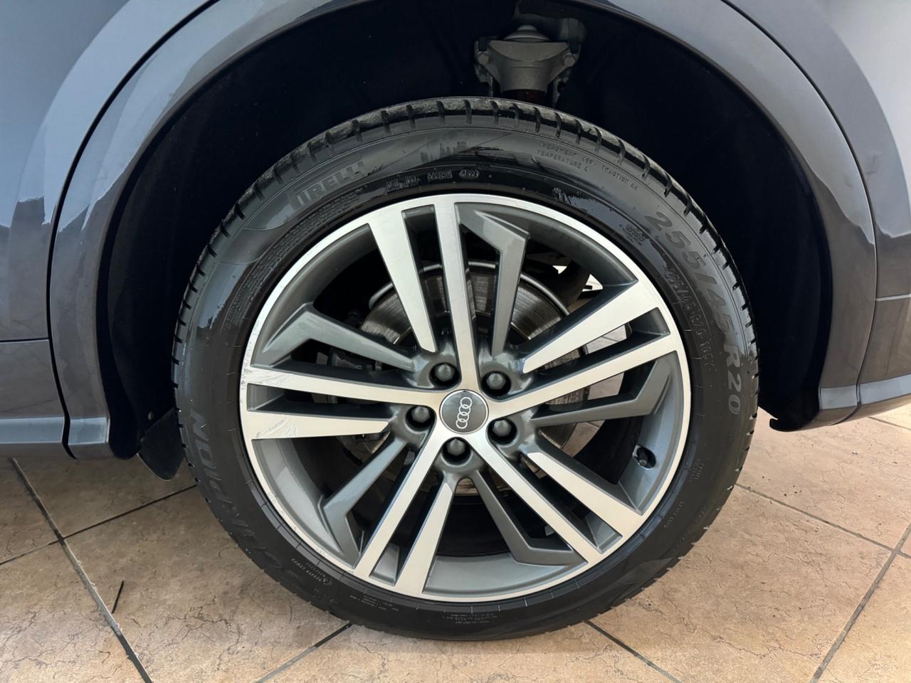 Audi Q5 40 TDI quattro S tronic line plus