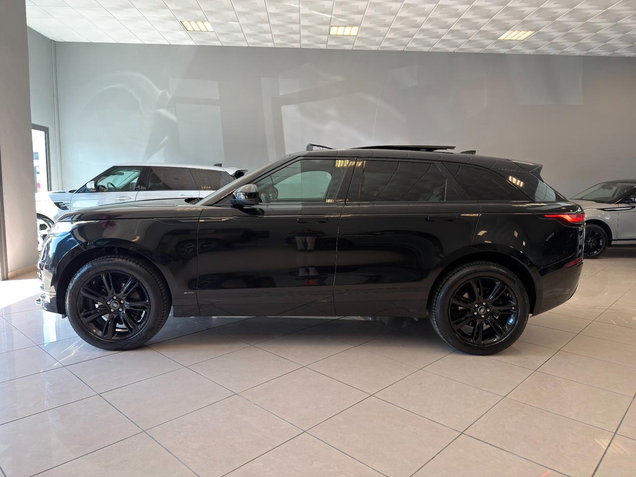 Land Rover Range Velar 2.0D I4 240 CV R-Dynamic HSE. TETTO APRIBILE