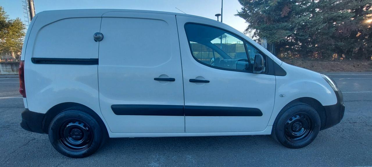BERLINGO 1,6 DIESEL 75 CV TELEFONO BLUETOOTH 3 POSTI PORTA LATERALE IMPECCABILE