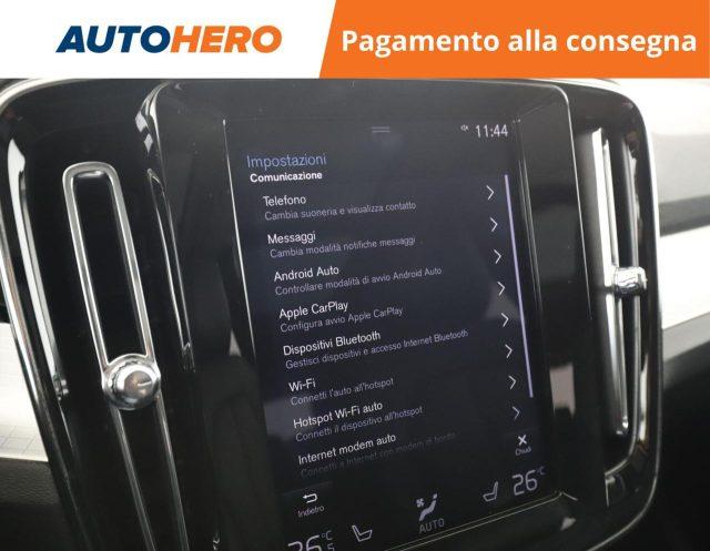 VOLVO XC40 D4 AWD Geartronic Momentum