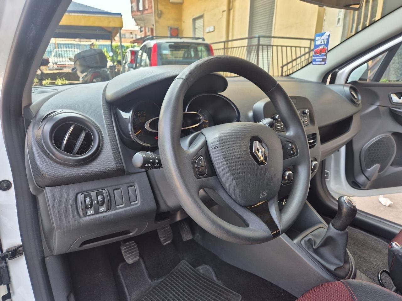 Renault Clio 1.2 75CV 5 porte Wave