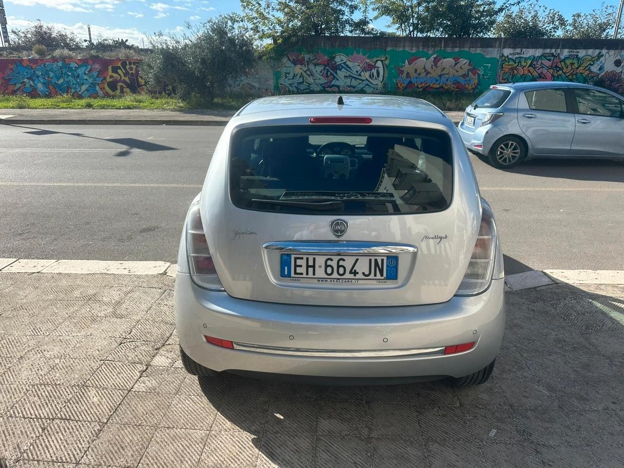 Lancia Ypsilon 1.3 MJT 75 CV Elle