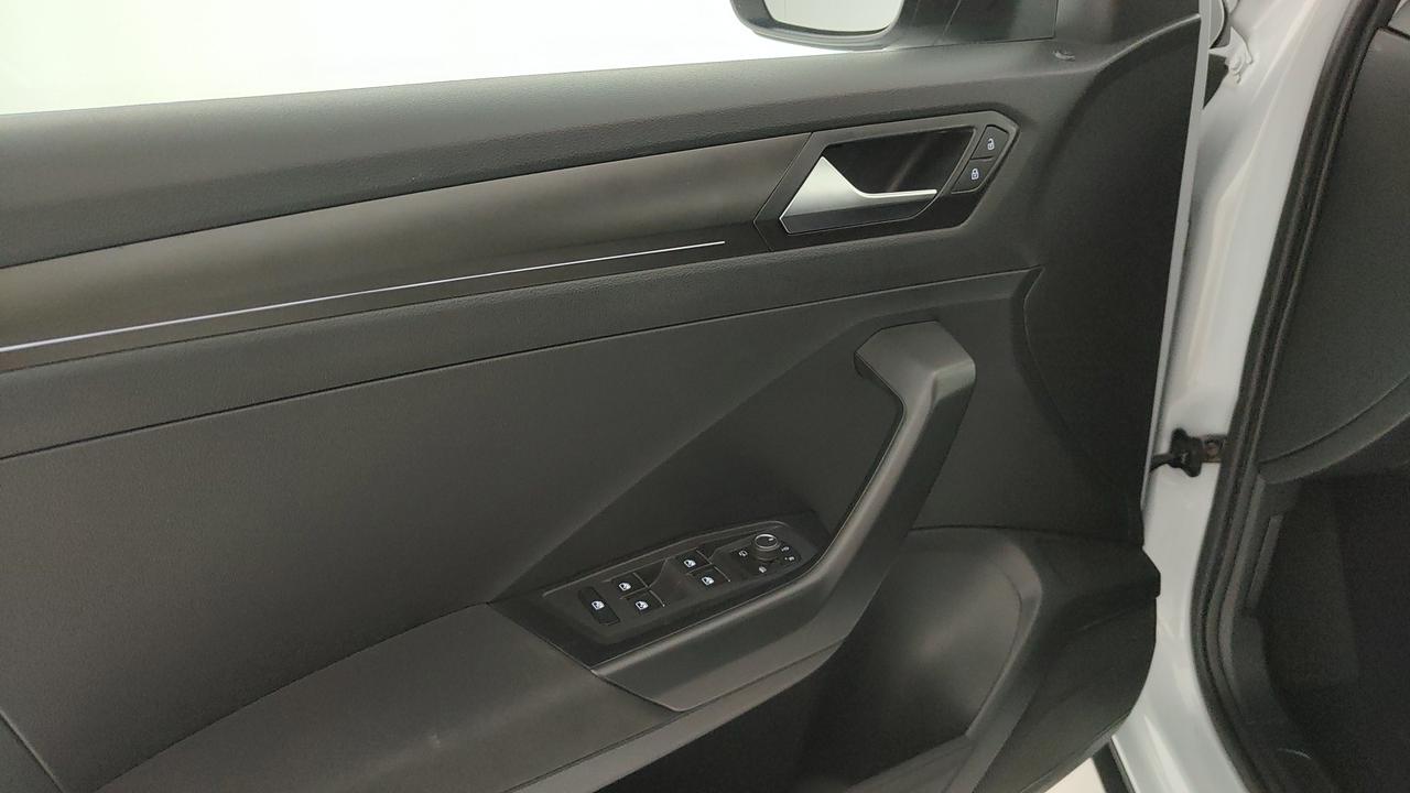 VOLKSWAGEN T-Roc I 2017 - T-Roc 1.6 tdi Style