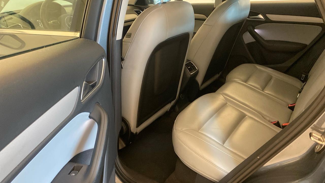 Audi Q3 2.0 TDI 140cv - Quattro TETTO PELLE