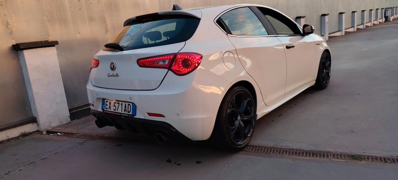 Alfa Romeo Giulietta 2.0 JTDm-2 175 CV TCT Exclusive