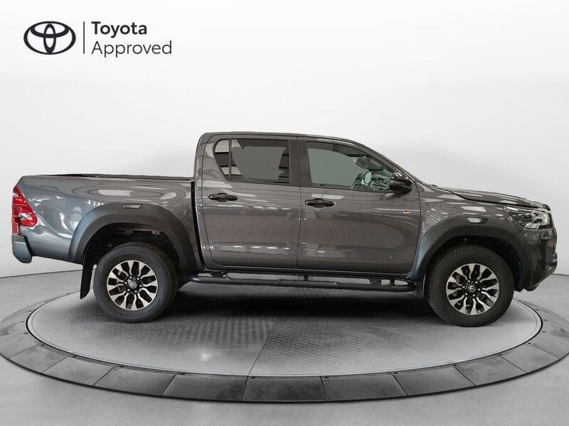Toyota Hilux Hilux 2.8 D-4D A/T 4WD 4 porte Double Cab GR SPORT