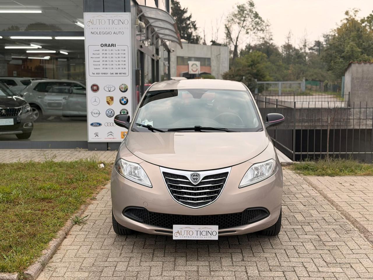 Lancia Ypsilon 1.2 69 CV 5 porte Platinum