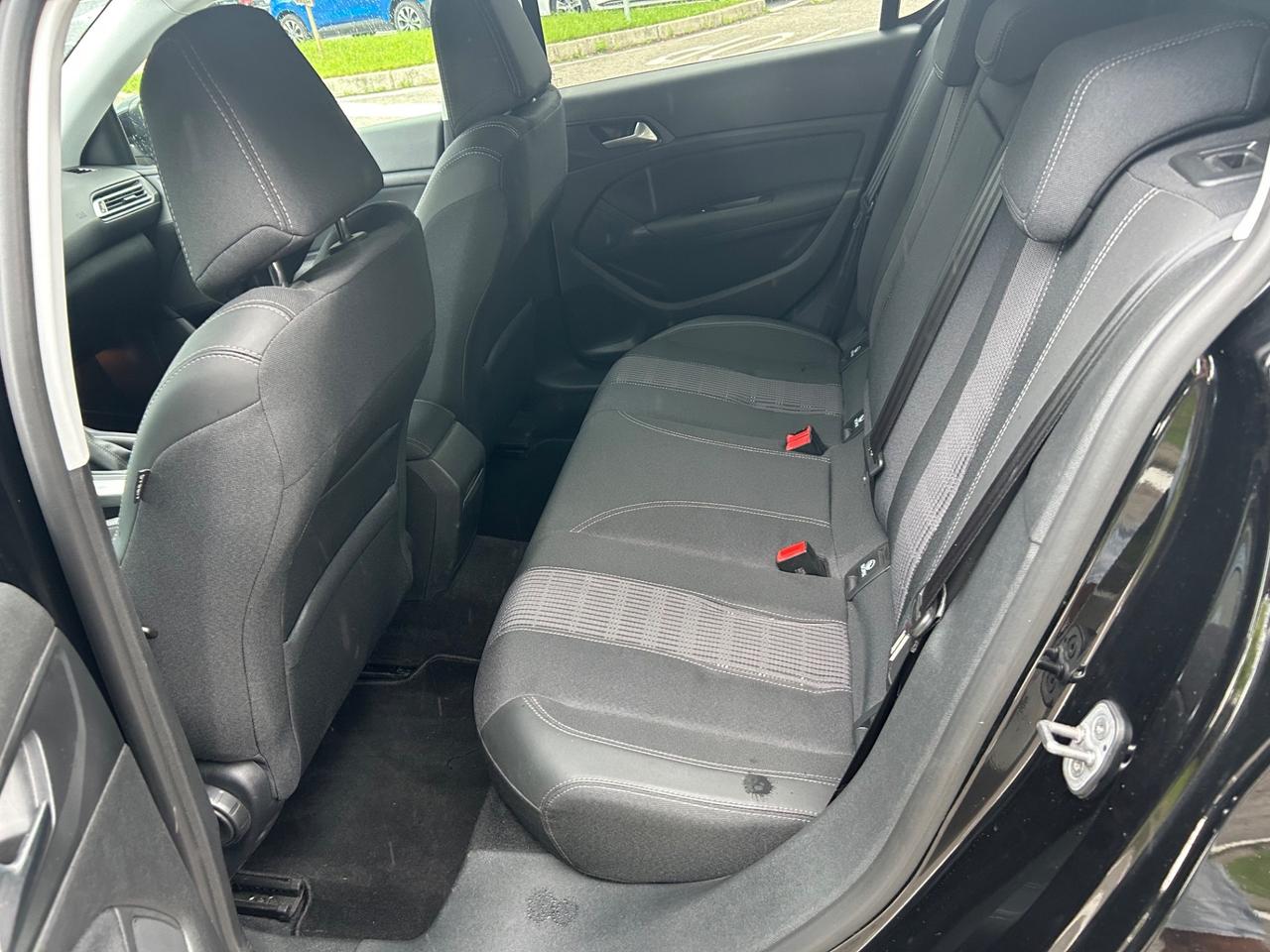 Peugeot 308 PureTech Turbo 130 S&S Allure* 73000 Km *