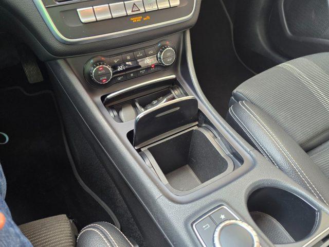 MERCEDES-BENZ GLA 200 d Automatic Navigatore RetroCamera Xenon + LED