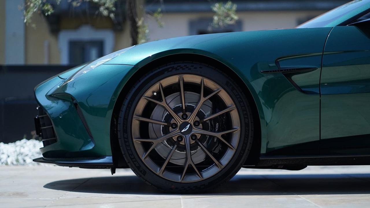 ASTON MARTIN Vantage Coupe 4.0 V8 auto