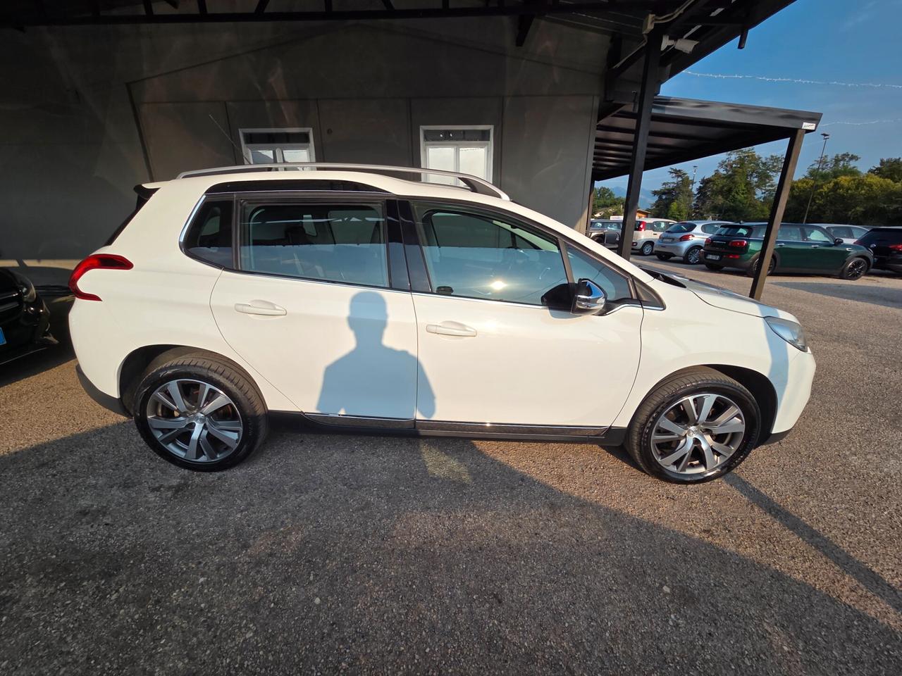 Peugeot 2008 1.6 e-HDi 115 CV Stop&Start Allure