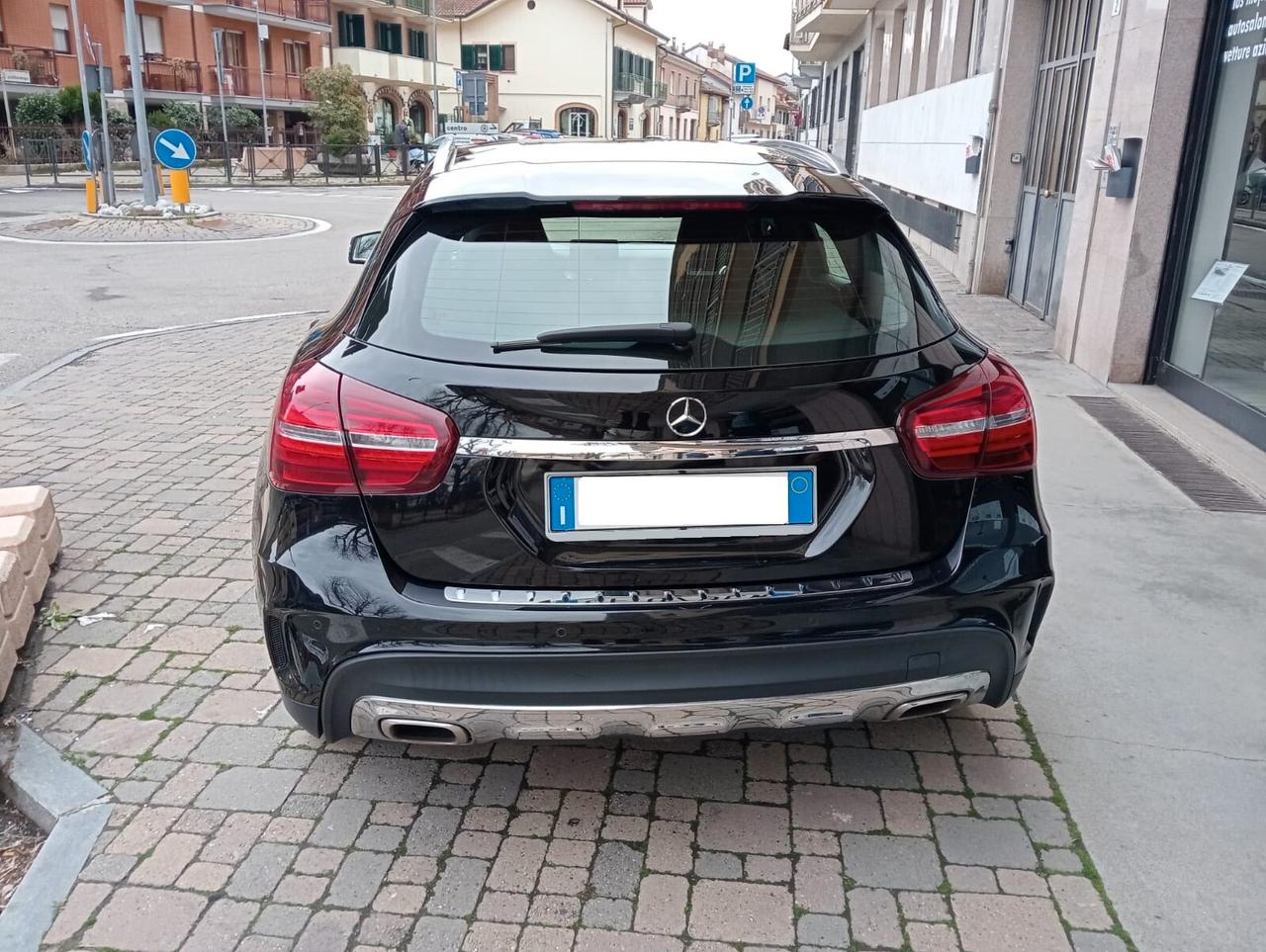 Mercedes-benz GLA 180 AMG LINE 122 CV AT