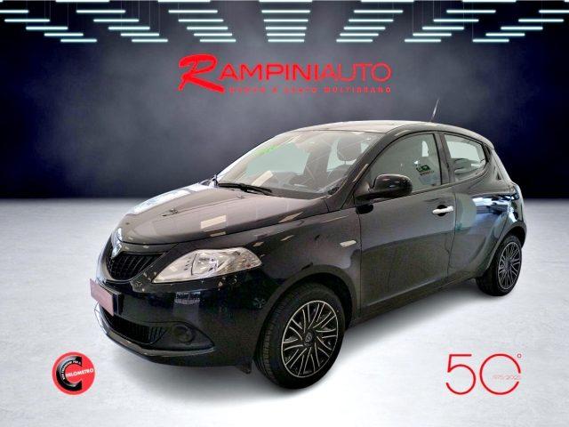 LANCIA Ypsilon 1.0 FireFly Hybrid Km 35.000 Iva Esposta
