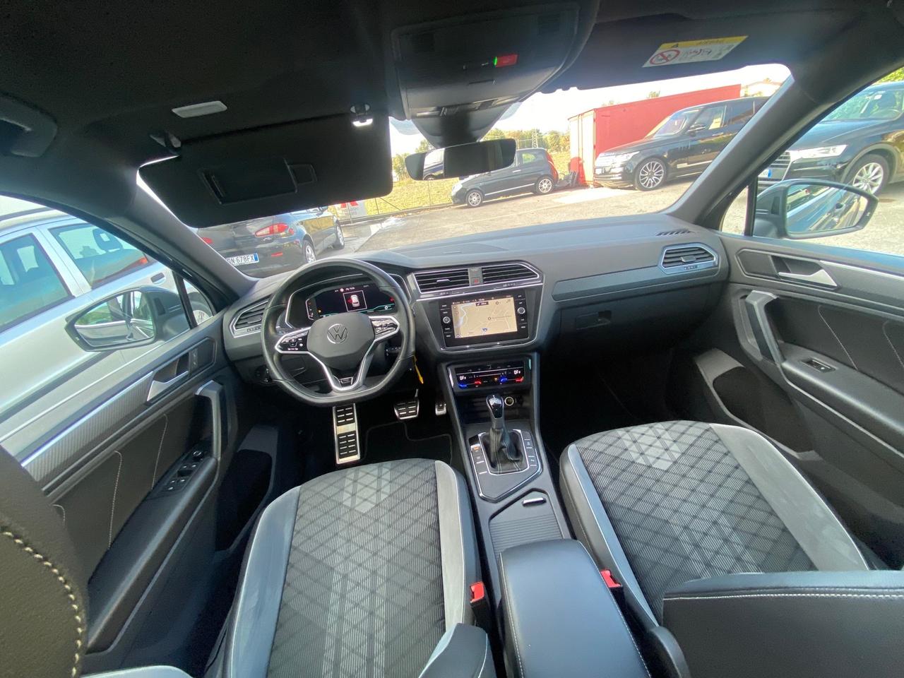Volkswagen Tiguan 2.0 TDI 150 CV SCR DSG R-Line