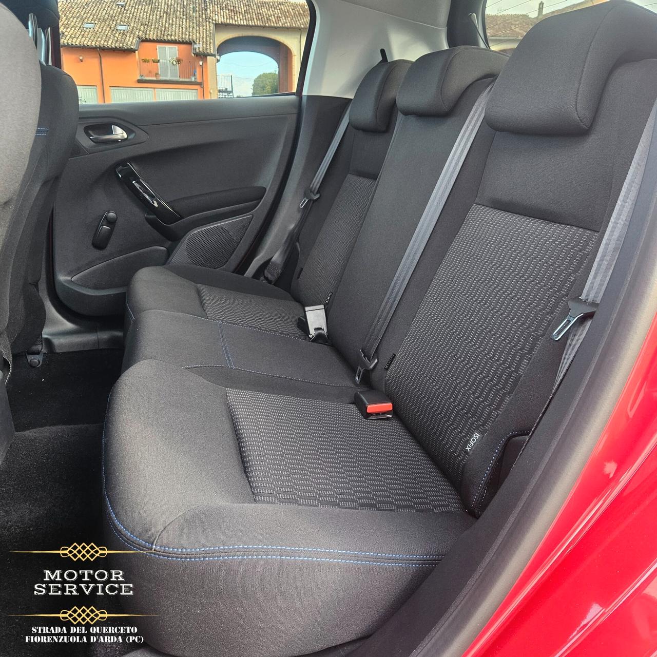 Peugeot 208 UNIPRO 33000KM PREZZO REALE