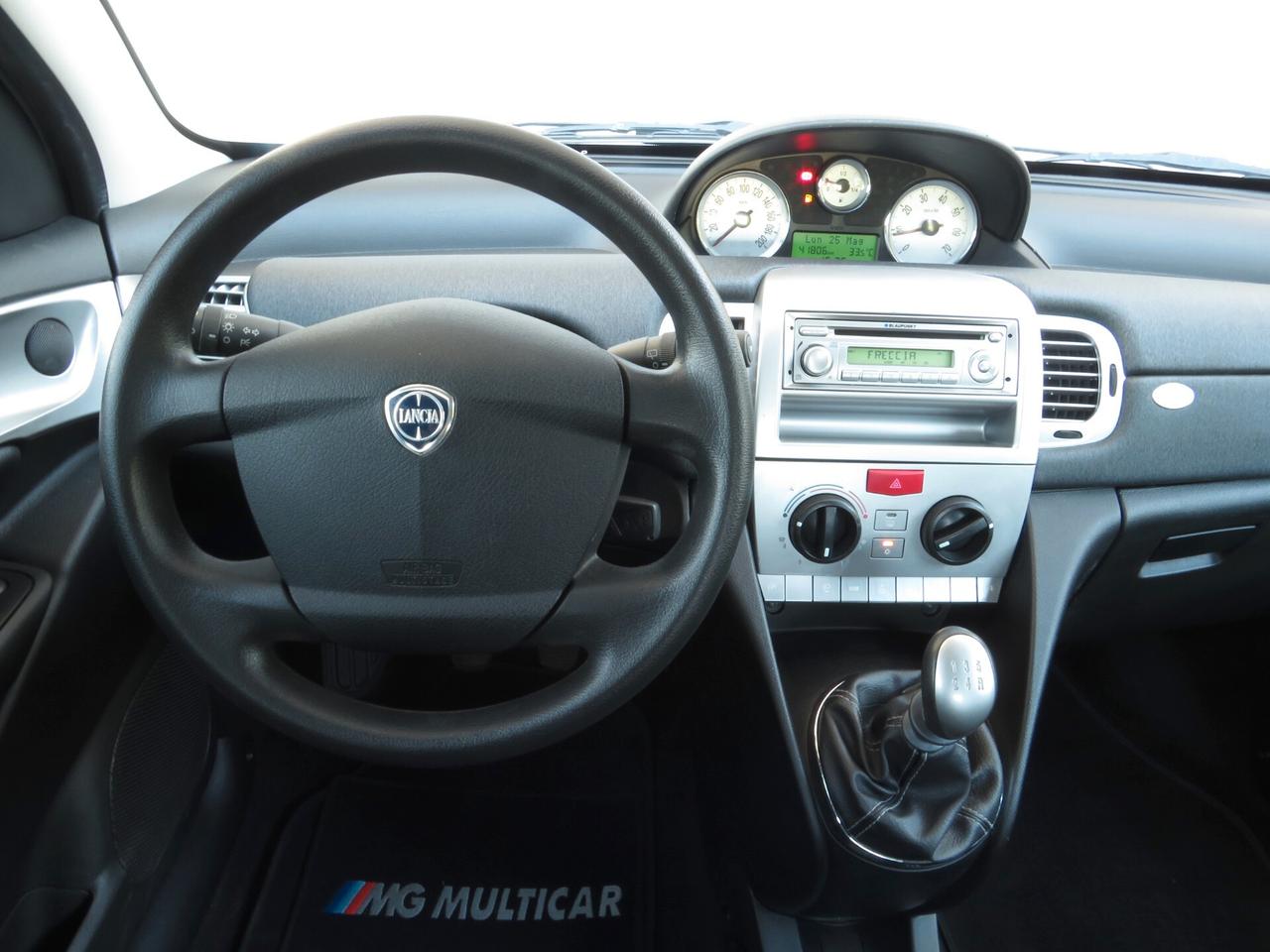 Lancia Ypsilon 1.2 60cv. frizione e cinghie nuove!