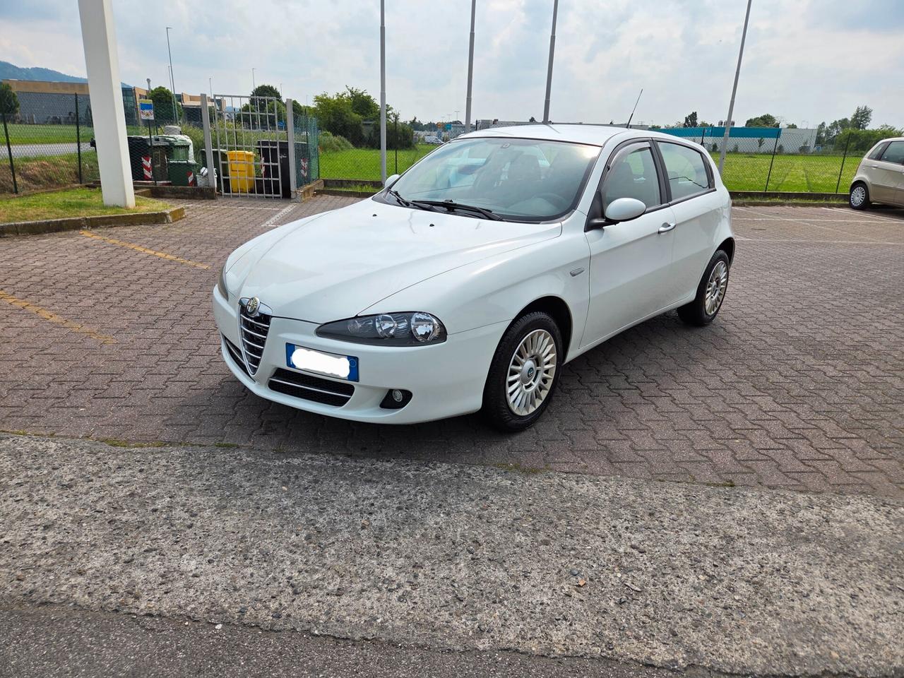Alfa Romeo 147 1.6 benzina 5 porte, GARANZIA, 2010
