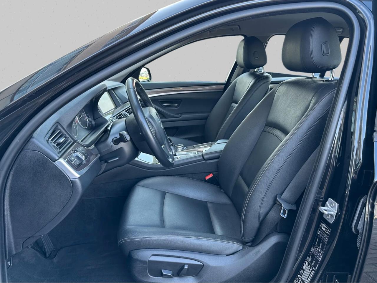 BMW 520d Touring xDrive Modern Automatica Euro6b
