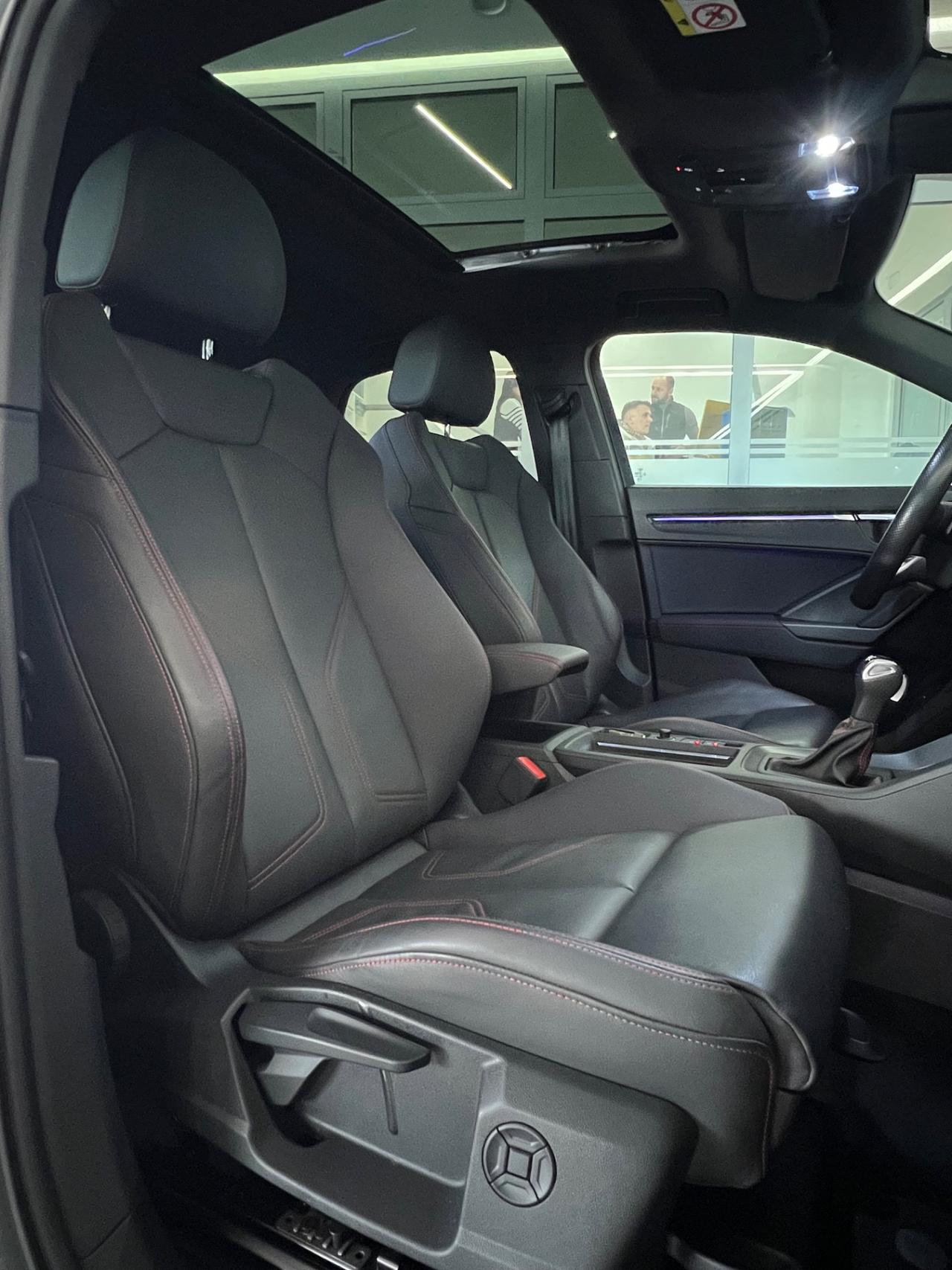 Audi Q3 SPB 40 TDI quattro S tronic Identity Black