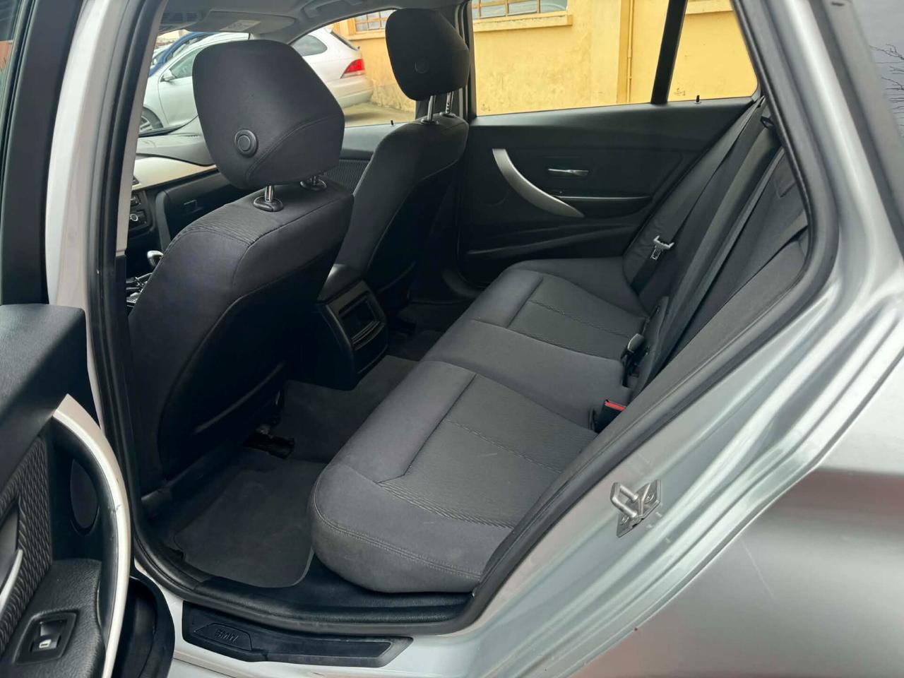 Bmw 318d 2.0 DIESEL Anno 2014 LAVORI FATTI