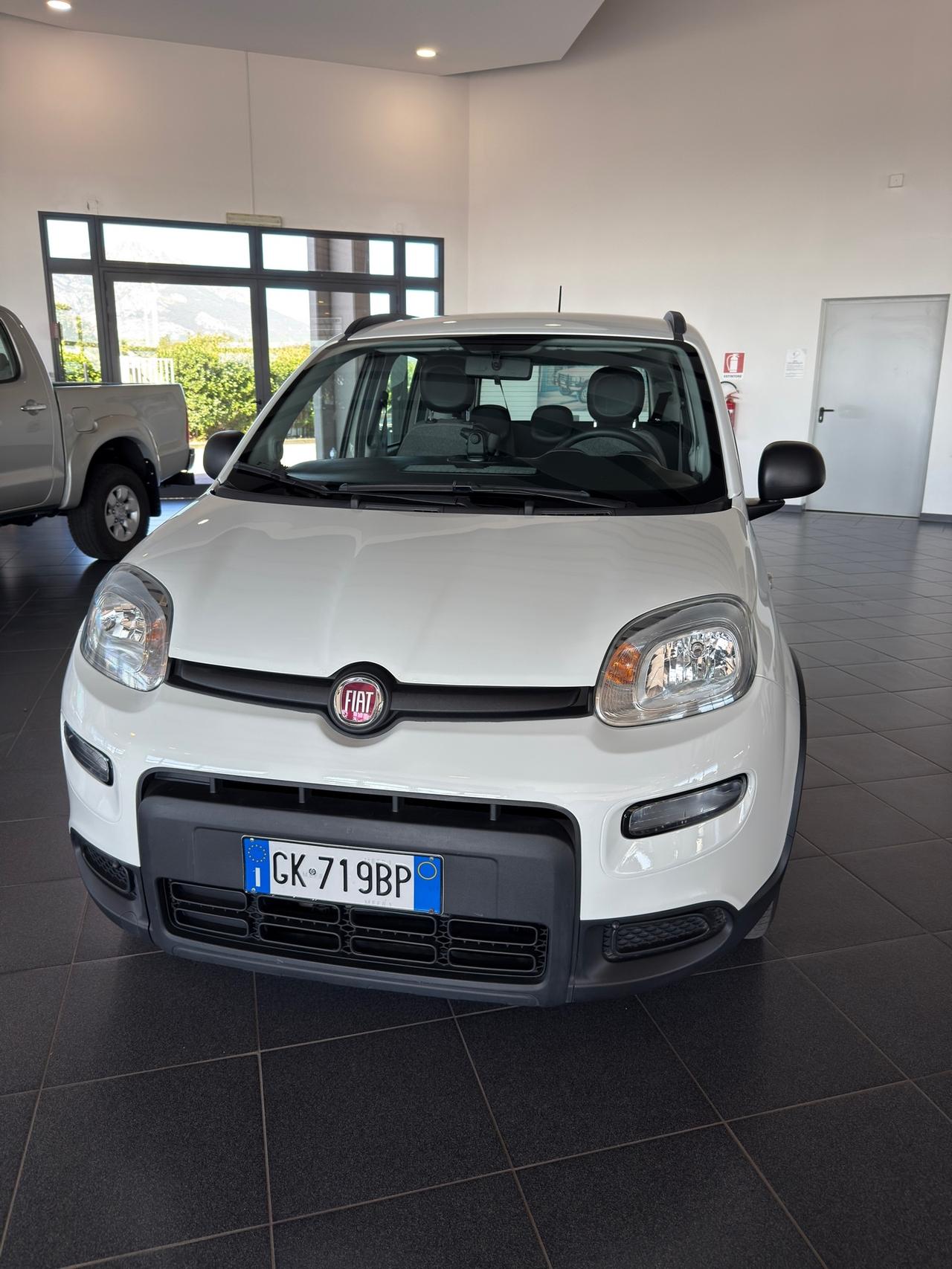 Fiat Panda 1.0 FireFly S&S Hybrid City Cross IVA ESPOSTA