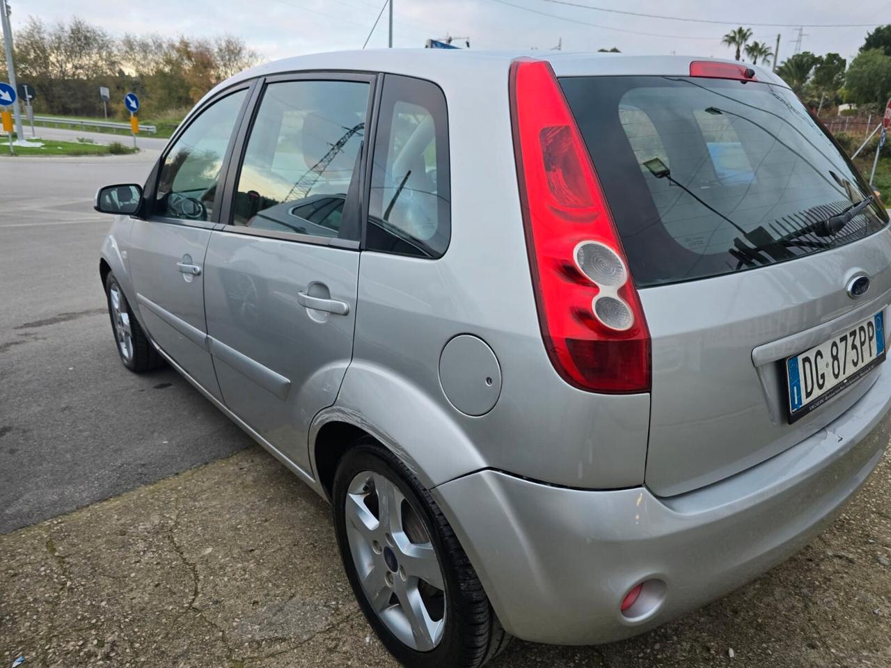 Ford Fiesta 1.4 TDCi 5p.