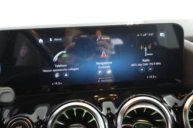 MERCEDES-BENZ CLA sse GLA GLA 200 d Automatic SPORT PLUS