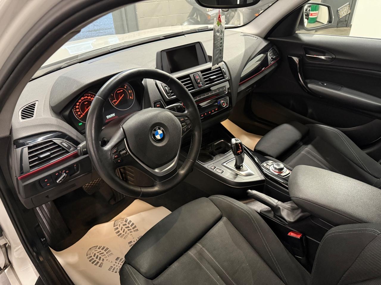 Bmw 118 118d 5p. Sport