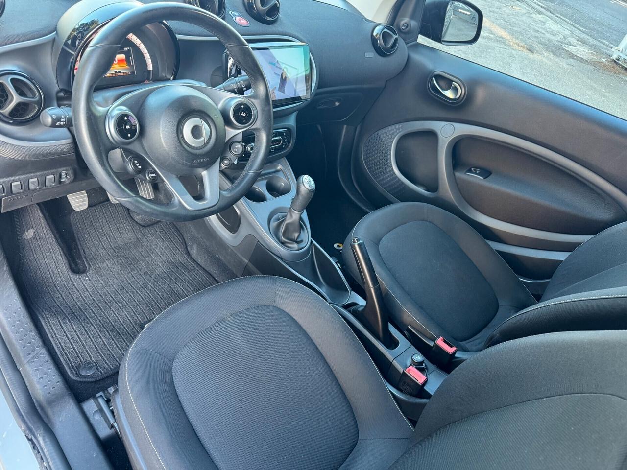 Smart ForTwo 70 1.0 Passion LED NAVI TETTO 2017