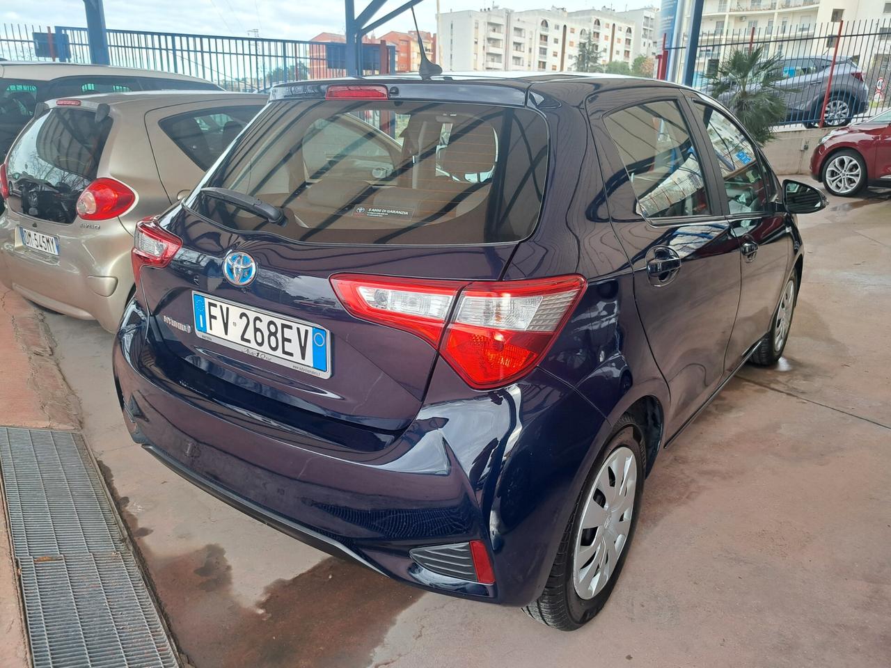 Toyota Yaris 1.5 Hybrid 5 porte Cool